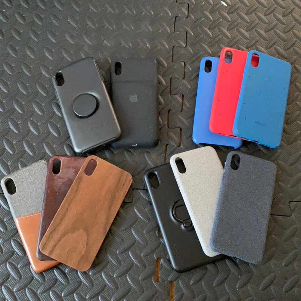 Bundle of iPhone 8 Plus Cases